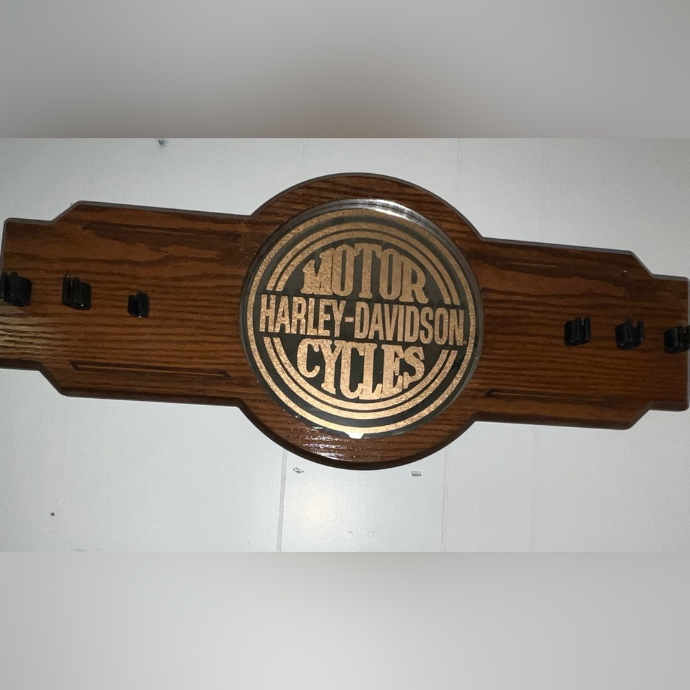 Harley-Davidson Vintage Wall MountedWooden Mirrored Pool Cue Holder-Holds 6